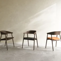 Andersen Furniture AC2 Stol Røget Mat Lakeret Bøg Brun PU Læder