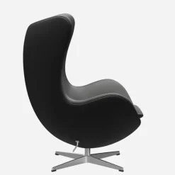 Fritz Hansen 3316 Ægget Sort Essential Læder Inkl. Fodskammel