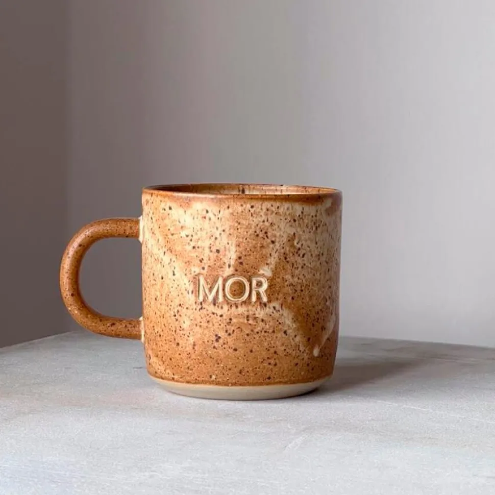 Julie Damhus Studio Oda Mor Kop Brun