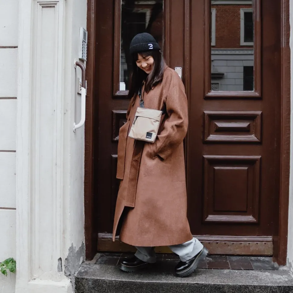 Kintobe BOB Crossbody Bag Latte