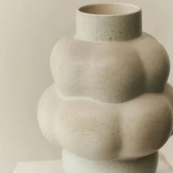 Louise Roe Balloon Vase 04 Vintage Glaze