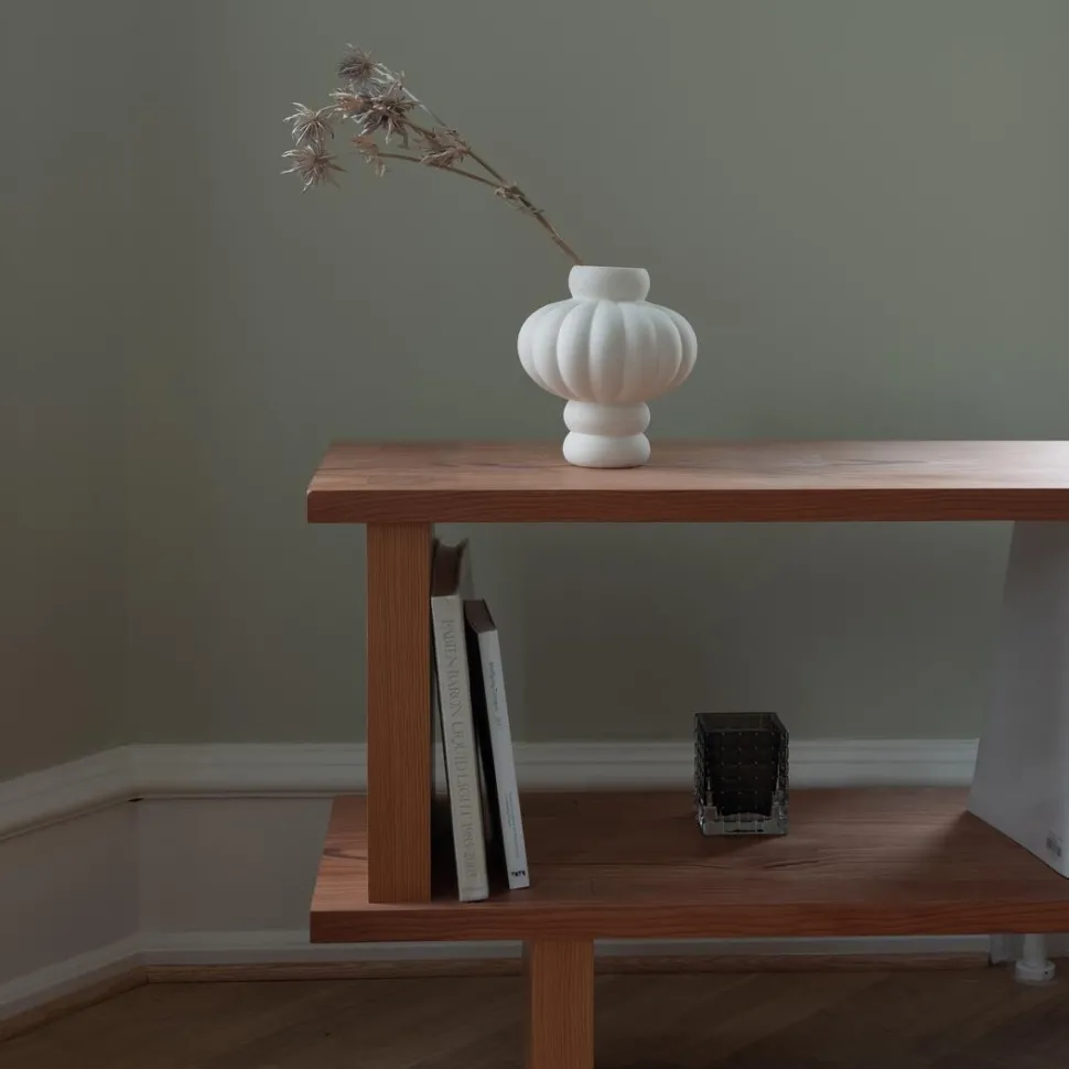 Louise Roe Balloon Vase 02 Raw White