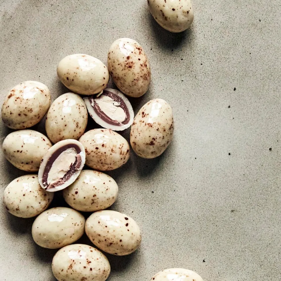 Nicolas Vahé Chocolate Covered Almonds Caramel