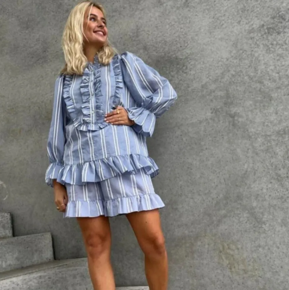 Stories From The Atelier Before You Shorts Blue