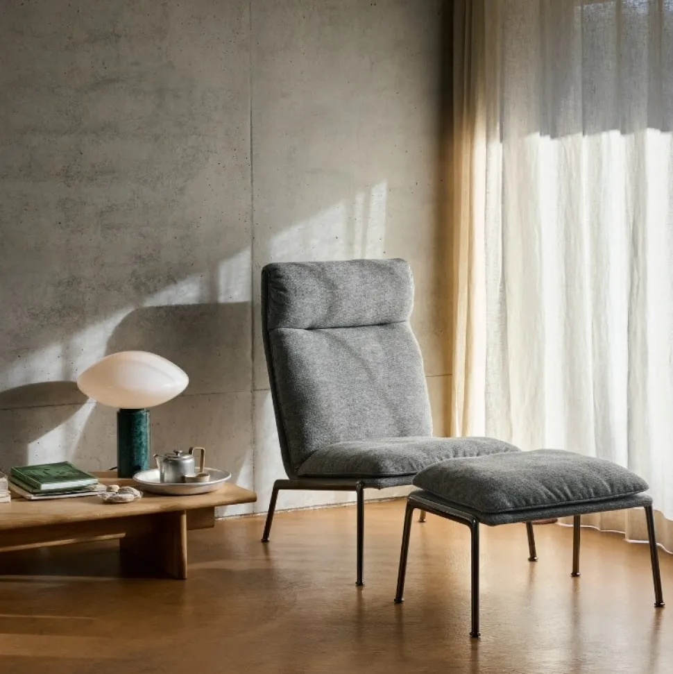 &Tradition Muno LN16 Hallingdal 0126 Black Legs
