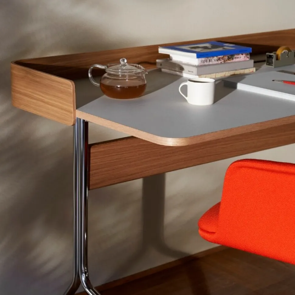 &Tradition Pavilion AV17 Mushroom Linoleum Oak Chrome Base